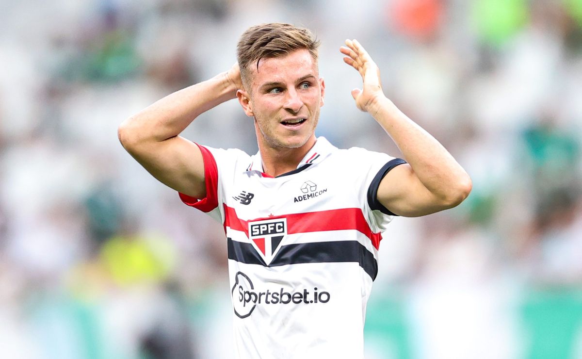 É esse o valor que o boca juniors quer pagar ao são paulo para comprar galoppo￼