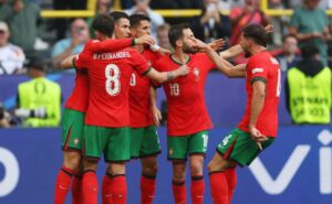 eurocopa 2024: portugal vence a turquia e garante a classificação para as oitavas