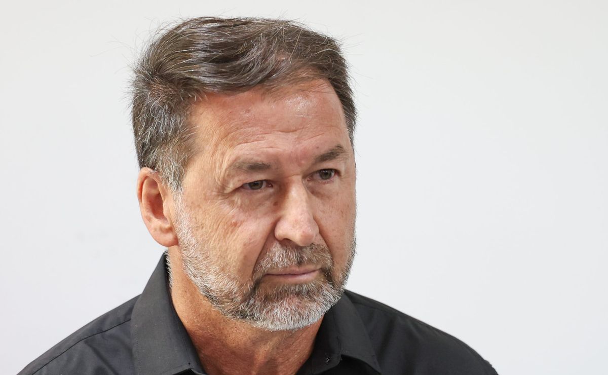 impeachment de augusto melo ganha força no corinthians após sexta feira tensa