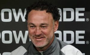 contra o internacional, milito contará com elenco reduzido no banco do atlético mg