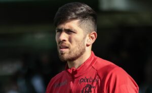 rossi, goleiro do flamengo, revela não ter redes sociais por não gostar delas