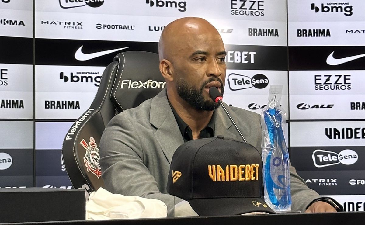 gerente ex flamengo, acerta com o corinthians a pedido de fabinho soldado