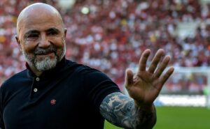 jorge sampaoli é opção ao corinthians, que pode anunciar demissão de antónio oliveira