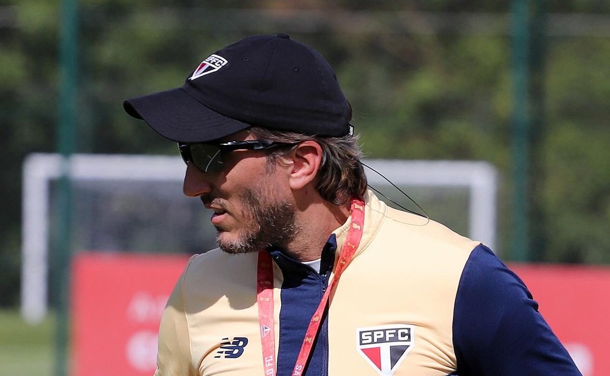 são paulo é apontado como favorito diante do cruzeiro e futuro de zubeldía preocupa: “gravemente ameaçada”