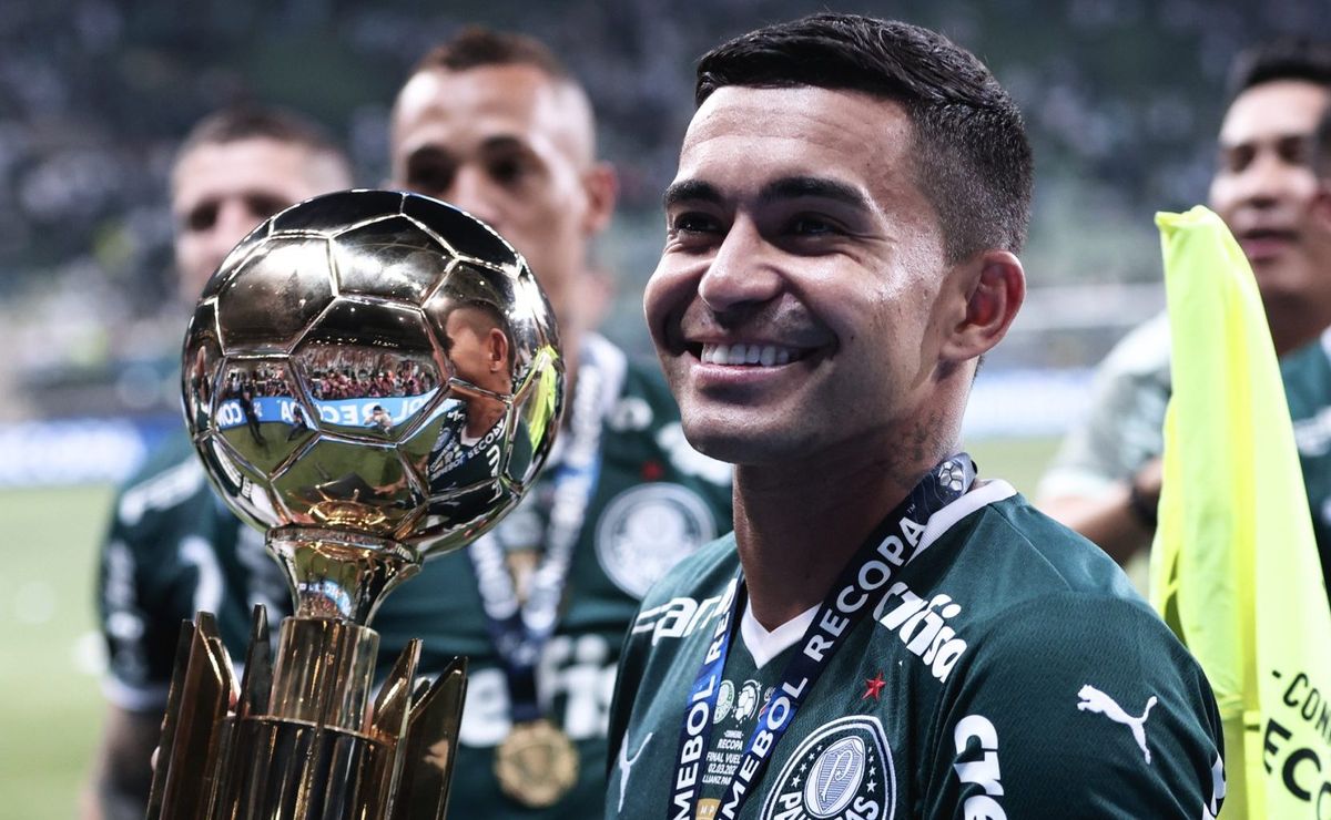 permanência de dudu no palmeiras pode torná lo o mais vitoriosos da história do clube