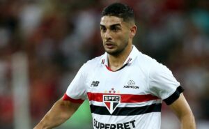 r$ 10 milhões: são paulo e fluminense se acertam sobre contratação de michel araújo