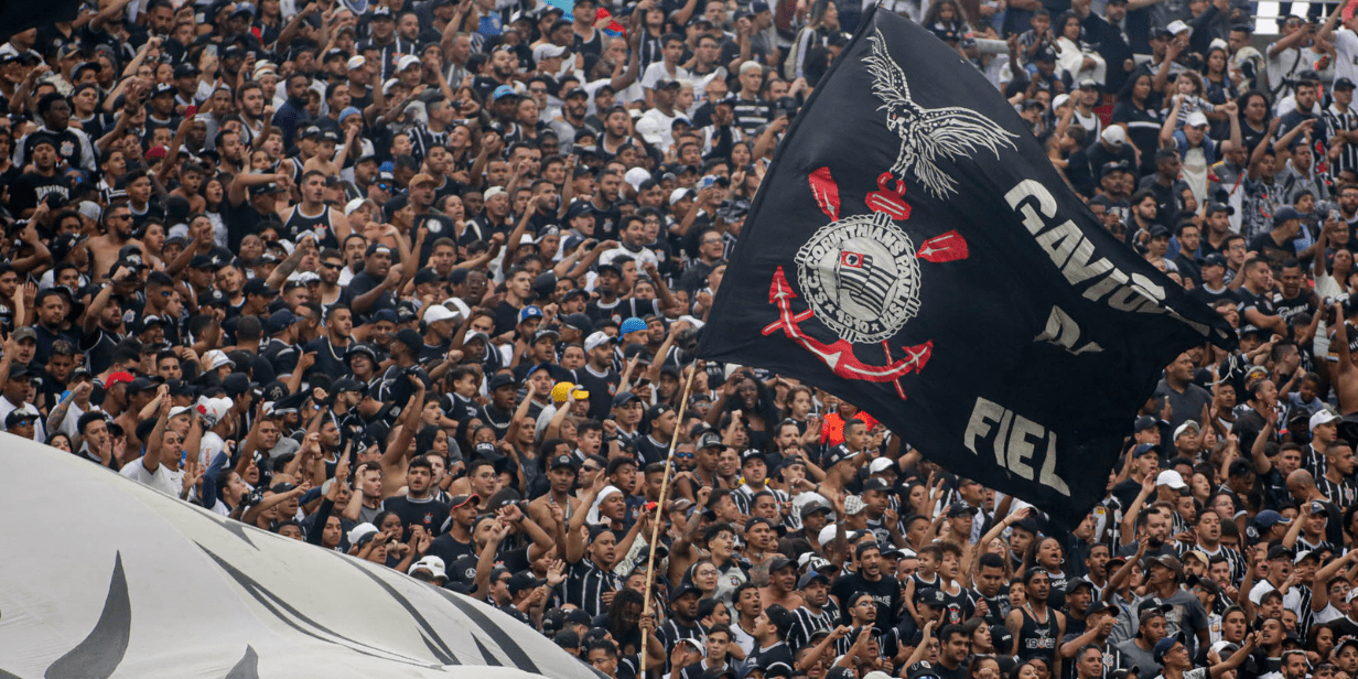 gaviões da fiel poderia pagar dívida de estádio de corinthians com caixa, avaliam especialistas