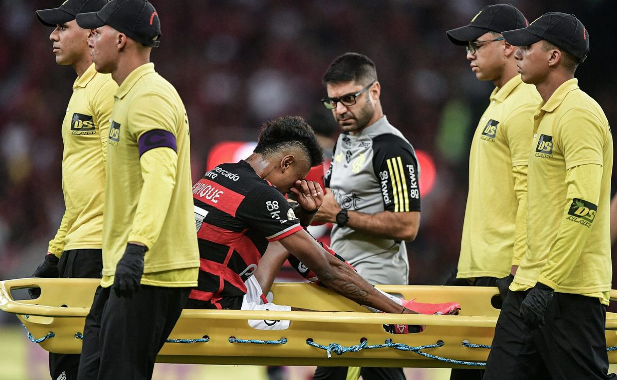 bruno henrique sofre nova lesão e está fora da partida entre flamengo e fortaleza