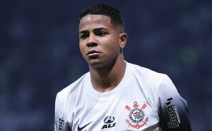 saída de wesley irrita torcida do corinthians e antónio oliveira explica decisão: “estava em sofrimento”