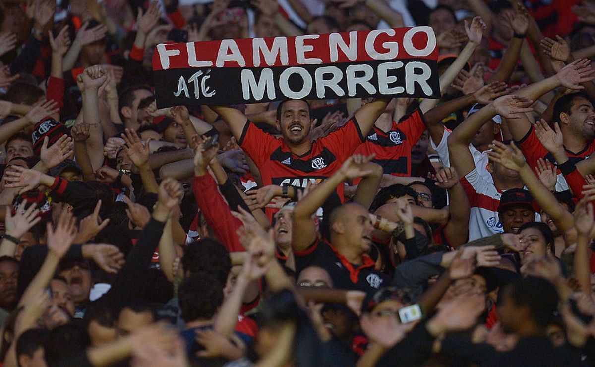 flamengo domina ranking e tem a maior torcida nas redes sociais; confira a lista