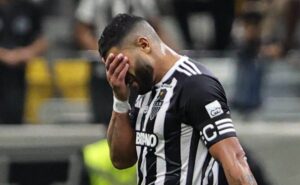 hulk desabafa após goleada sofrida pelo atlético mg e pede que torcida confie na equipe