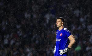 saída de léo jardim do vasco acontecerá com pagamento da multa; clube quer renovar  