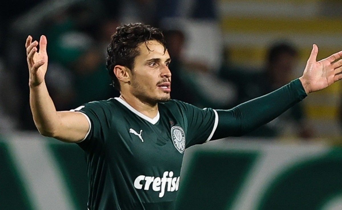 raphael veiga confirma boa fase e tem a melhor desempenho entre os jogadores do palmeiras em 2024