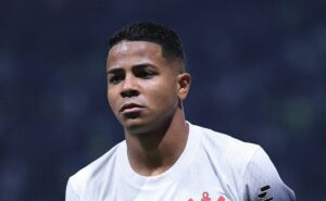 apenas boatos: assessoria de wesley desmente boatos sobre possível rescisão