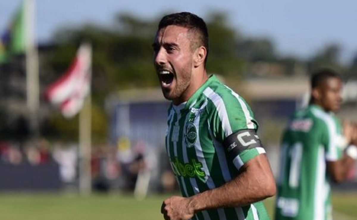 alan ruschel se manifesta após expulsão em partida contra o internacional: ‘’não estou feliz com a minha atitude”