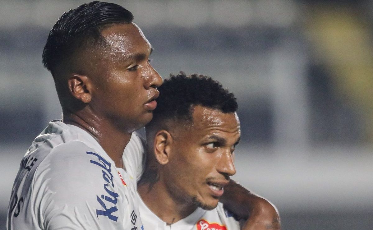 morelos não é mais jogador do santos e acerta transferência para o atlético nacional, da colômbia