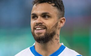 r$ 2,3 milhões/mês: michael no corinthians está próximo de acontecer com valor astronômico