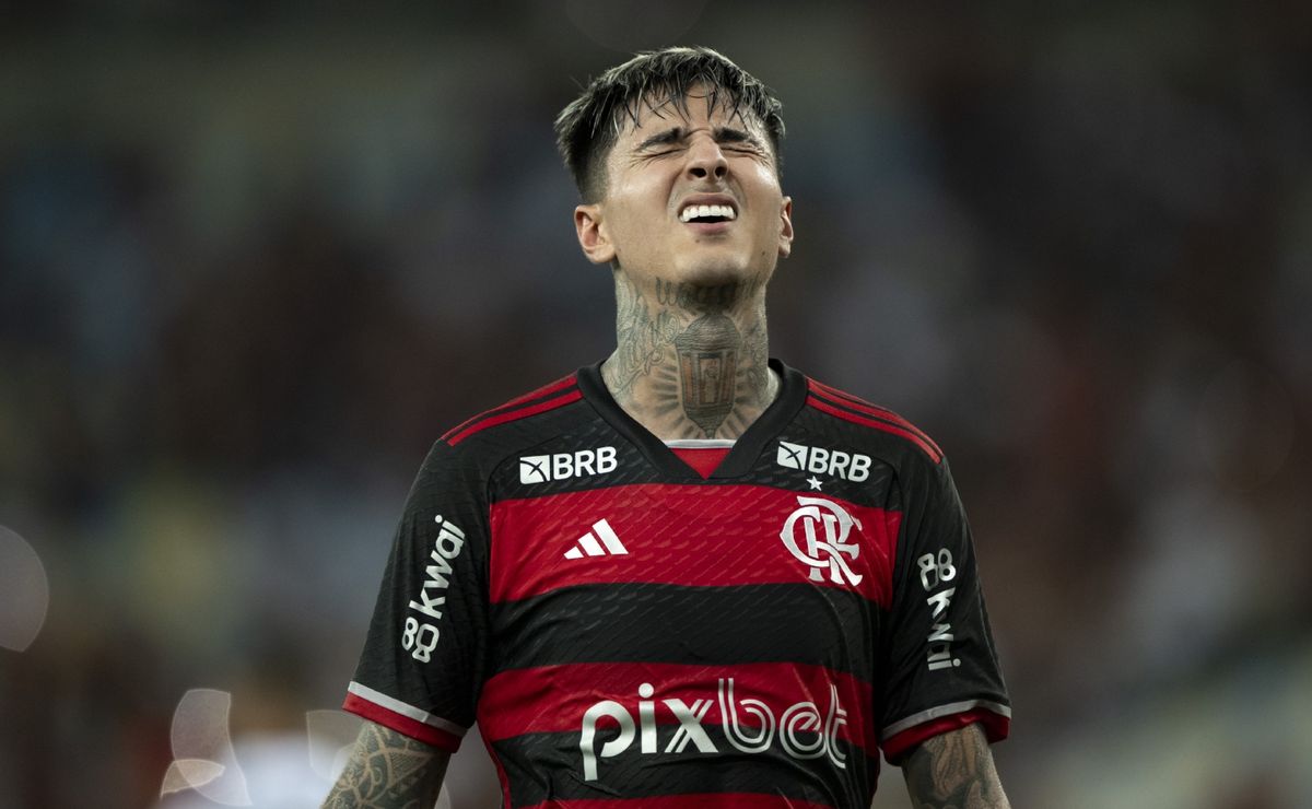 bastidores do mau rendimento de pulgar são revelados e jogador do flamengo traz família ao rio de janeiro