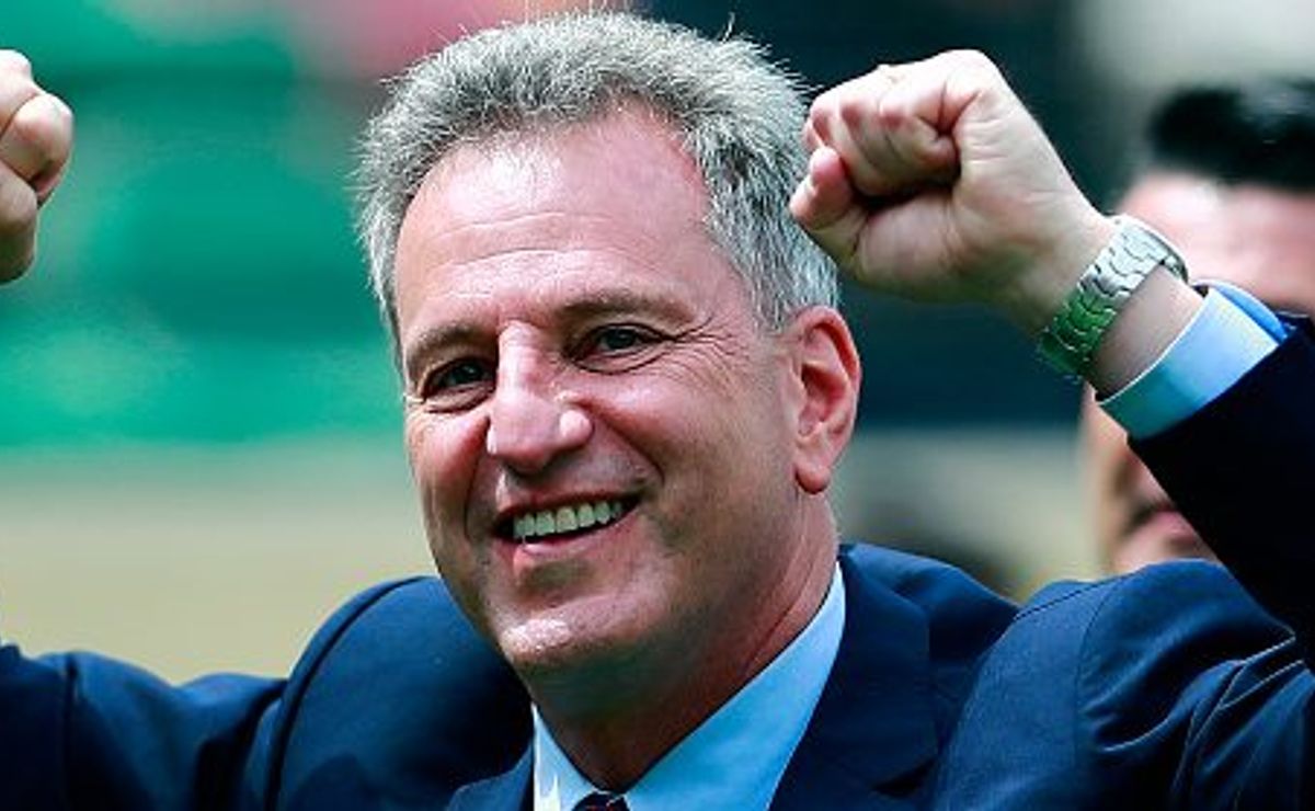 assinou: rodolfo landim decide ouvir a nação e fecha contratação do nigeriano shola