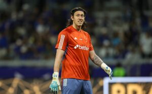 destaque pelo cruzeiro, cássio elogia o trabalho de fernando seabra: "temos um grande líder"