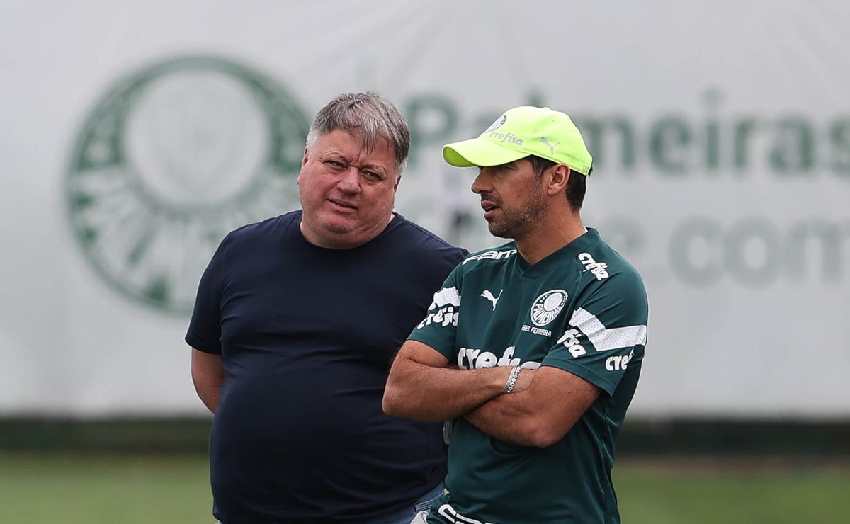 abel dispensa meia dos treinos e palmeiras fecha saída na janela de bruno tabata; catar é provável destino