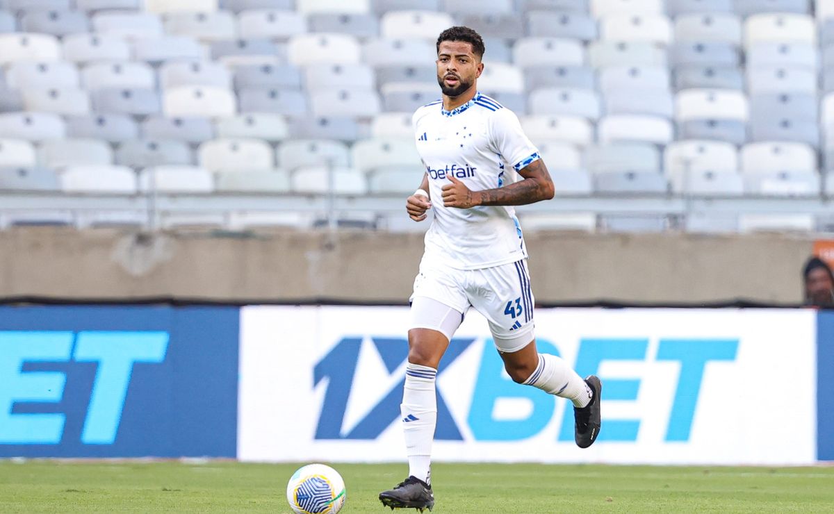 joão marcelo é eleito melhor jogador do brasileirão, segundo pesquisa