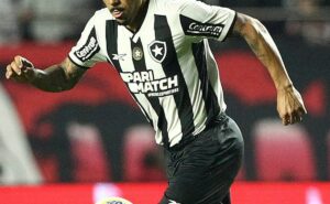 allan comemora estreia com camisa do botafogo: 'sonho'
