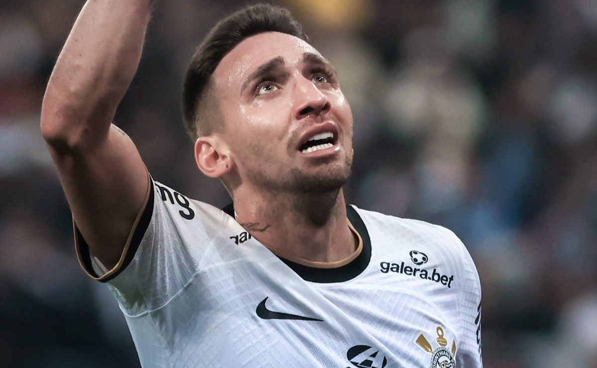 mercado da bola: corinthians decide fazer contratação na troca por gustavo mosquito