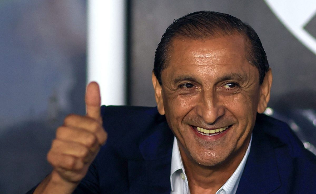 reações da web: torcida do corinthians comemora contratação de ramón díaz