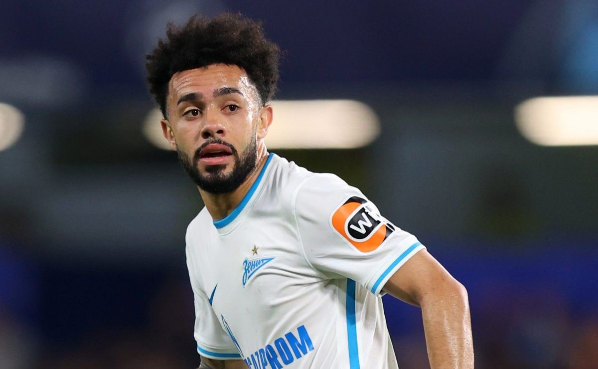 zenit aceita vender claudinho para o flamengo e faz apenas um pedido para assinar contrato