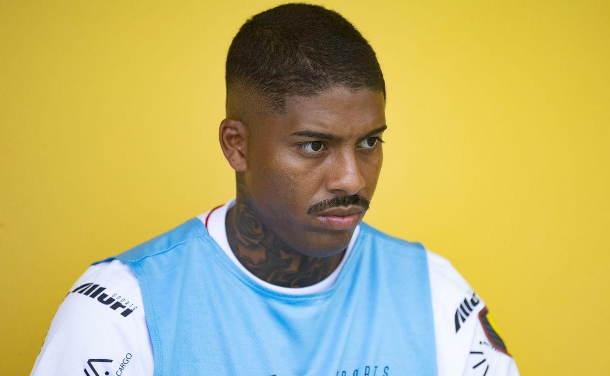 ex grêmio, jean pyerre enfrenta drama na carreira e deve ficar livre no mercado