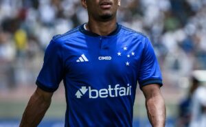 decisão sobre futuro de matheus davó é revelada: cruzeiro anuncia acordo com américa mg