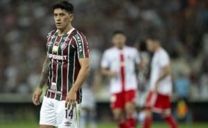 fluminense não consegue manter boa fase após títulos, lutando contra rebaixamentos, entenda: