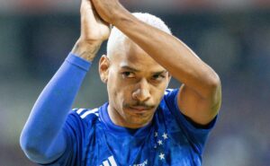 não joga mais com matheus pereira: rafael bilu deixa cruzeiro de graça e acerta com crb