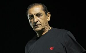 zinho indica ramón díaz como técnico ideal ao corinthians: "não sei se ele vai aceitar"