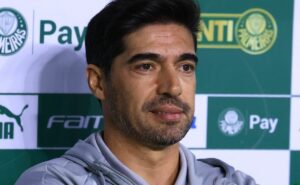 escalação: abel ferreira deixa corinthians em alerta máximo e murilo deve ser titular do palmeiras