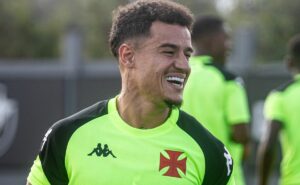 estreia de philippe coutinho pelo vasco é confirmada para esse domingo (21): meia é relacionado