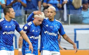 matheus pereira e barreal fazem a diferença em grande tarde do cruzeiro