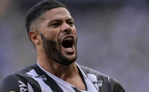 atlético: hulk completa 38 anos em alto nível e com recordes impressionantes com a camisa alvinegra
