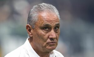 r$ 71 milhões: flamengo decide vender meio campista e tite é comunicado  