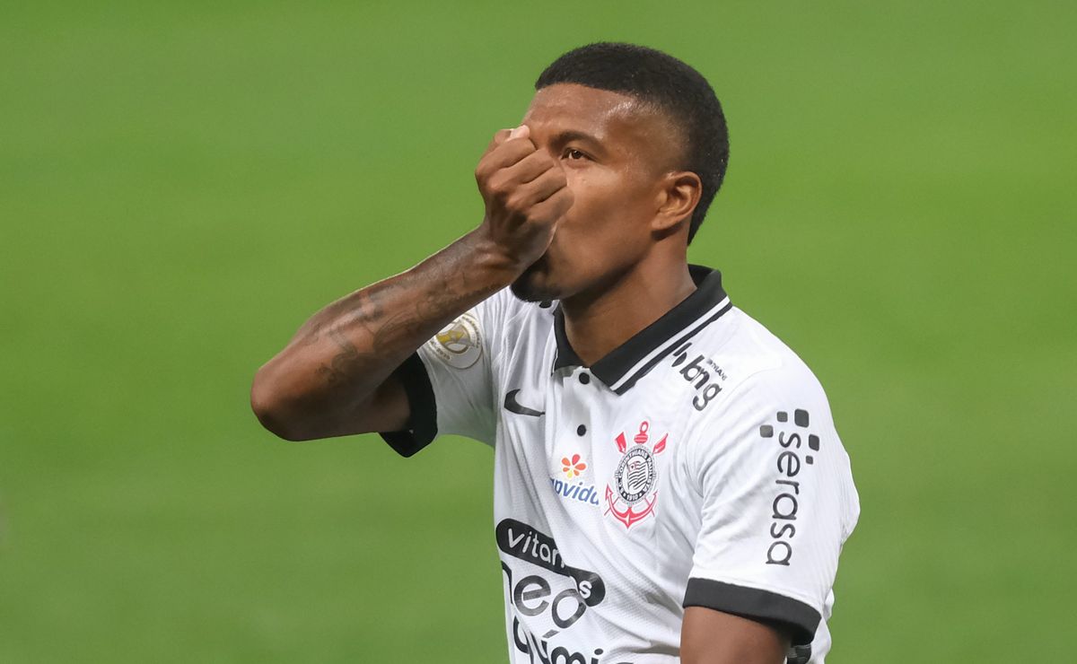 corinthians negocia léo natel com grupo city após se irritar com o santos