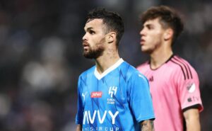 corinthians aceita pagar salário de mais de r$ 1 milhão para contratação de michael