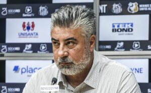 goleiro não deve mais jogar no santos após decisão de alexandre gallo