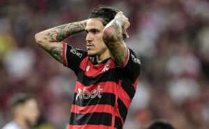 flamengo é surpreendido, perde para o fortaleza e não é mais líder do brasileirão