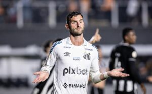 santos negocia retorno de léo baptistão, mas depende de uma condição