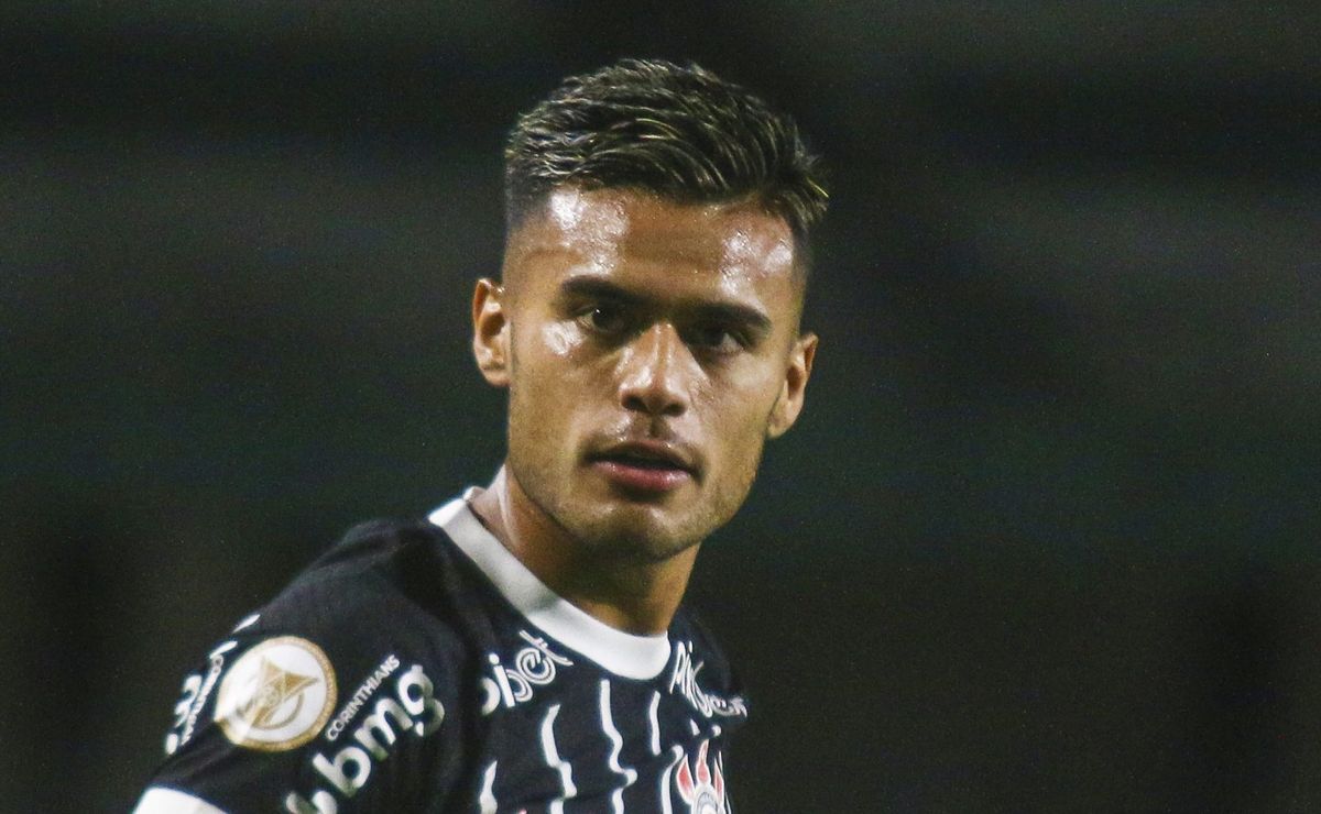 corinthians é informado sobre decisão do atlético mg sobre fausto vera