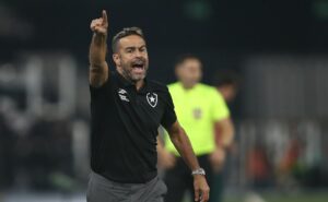 botafogo: artur jorge conta com retorno importante contra internacional