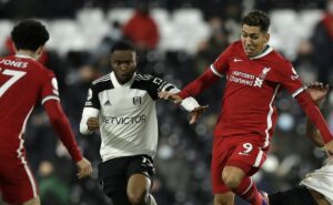 carille aprova e santos avalia proposta para contratar o atacante ivan cavaleiro, ex wolverhampton