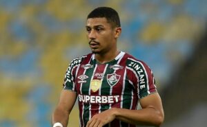andré tem oferta do fulham ing detalhada por bittencourt que revela contraproposta do fluminense