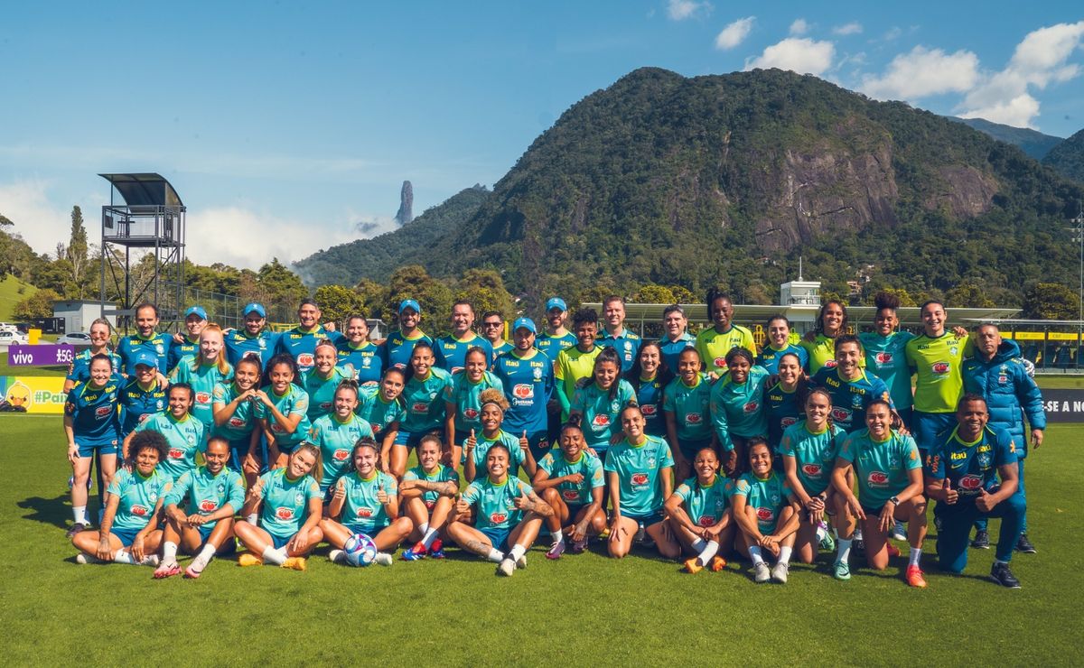 seleção brasileira feminina embarca à frança e tem delegação com 45 pessoas para olimpíadas; confira a logística